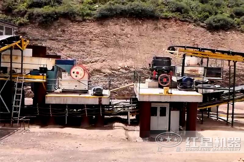 沖擊破搭配顎破、圓錐破現(xiàn)場